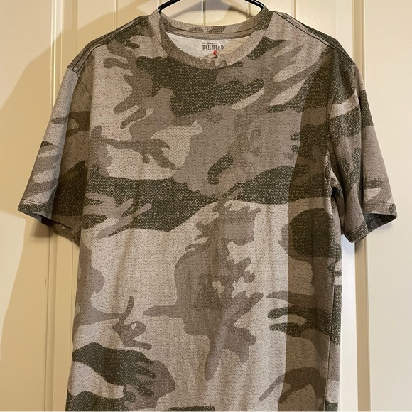 Cabela's | Shirts | Mens Camo Cabelas Tshirt Small | Poshmark